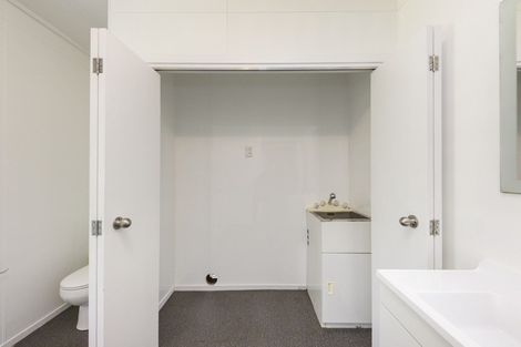 Photo of property in 24 Lombard Street, Palmerston North, 4410