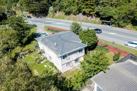 Photo of property in 292 Main Road, Tawa, Wellington, 5028