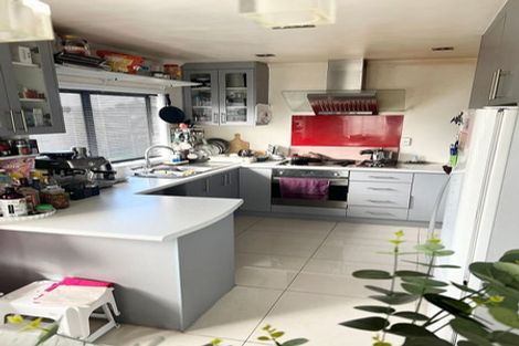 Photo of property in 38 Kenderdine Road, Papatoetoe, Auckland, 2025