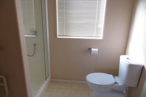 Photo of property in 12 Belcoo Crescent, East Tamaki, Auckland, 2013