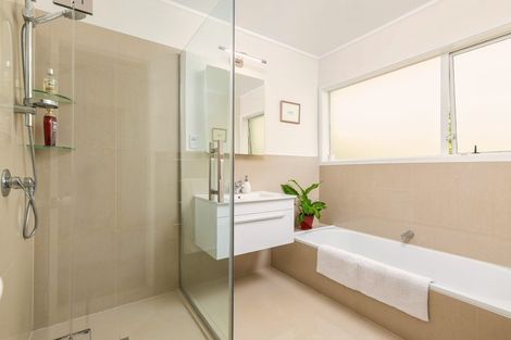 Photo of property in 66 Mountbatten Avenue, Hillcrest, Auckland, 0627