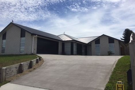 Photo of property in 121 Te Manatu Drive, Huntington, Hamilton, 3210