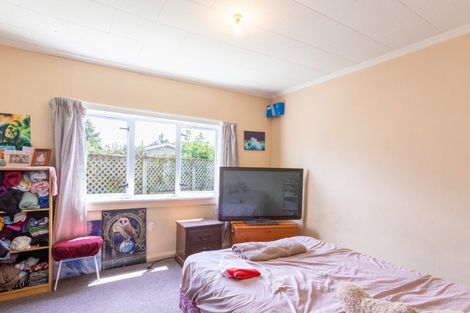 Photo of property in 1 Gertrude Street, Dannevirke, 4930