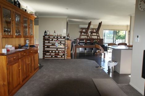 Photo of property in 18a Boyd Avenue, Mangere Bridge, Auckland, 2022