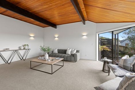 Photo of property in 24 Nehru Place, Cashmere, Christchurch, 8022