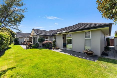 Photo of property in 21 Hyde Place, Halswell, Christchurch, 8025