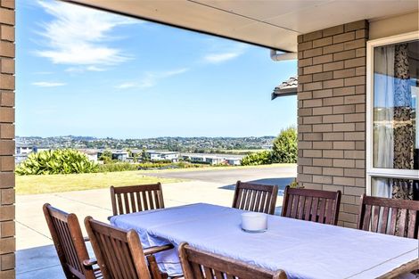 Photo of property in 35 Bayview Park Lane, Orewa, 0931