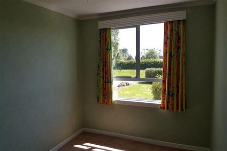 Photo of property in 92 Windsor Road, Inglewood, 4386