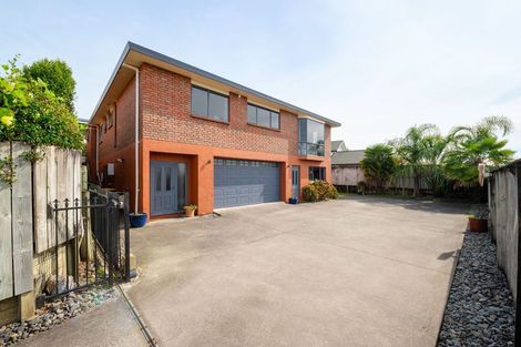 Photo of property in 22 Dorchester Place, Nawton, Hamilton, 3200
