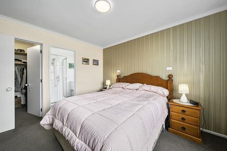 Photo of property in 26 Sunburst Court, Paraparaumu Beach, Paraparaumu, 5032