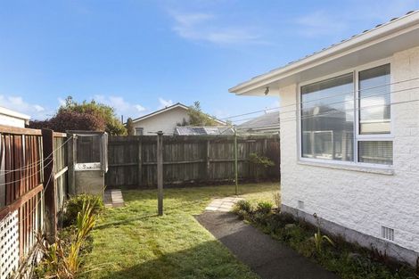 Photo of property in 2/185 Queenspark Drive, Parklands, Christchurch, 8083