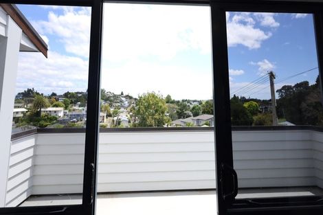 Photo of property in 17a Seymour Place, Bellevue, Tauranga, 3110