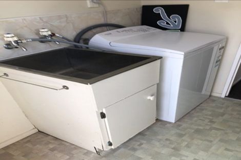 Photo of property in 6b Ferndown Close, Brookfield, Tauranga, 3110