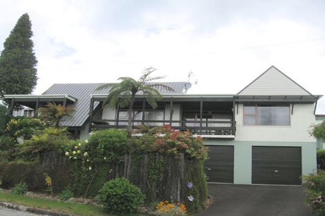 Photo of property in 5 Kaharoa Avenue, Omokoroa, 3114