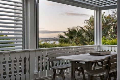 Photo of property in 46 St Marys Road, Saint Marys Bay, Auckland, 1011