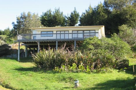 Photo of property in 16 Calder Place, Opito Bay, Whitianga, 3592