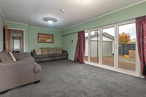 Photo of property in 22 Motuoapa Place, Kelvin Grove, Palmerston North, 4414
