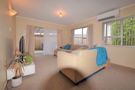 Photo of property in 1/33 Blacklock Avenue, Henderson, Auckland, 0612