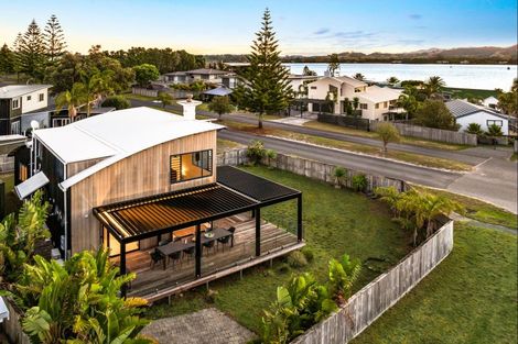 Photo of property in 114 Omaha Drive, Omaha, Warkworth, 0986