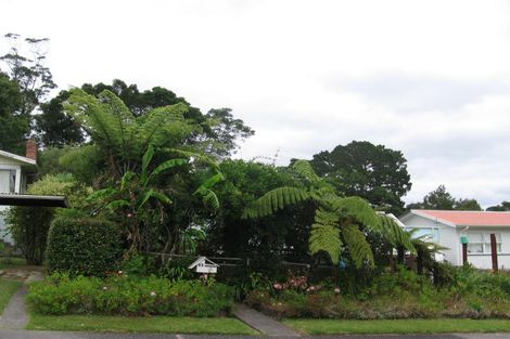 Photo of property in 65 Saffron Street, Birkdale, Auckland, 0626