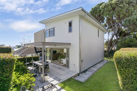 Photo of property in 87b Castor Bay Road, Castor Bay, Auckland, 0620