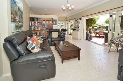 Photo of property in 60b Sandwich Road, St Andrews, Hamilton, 3200