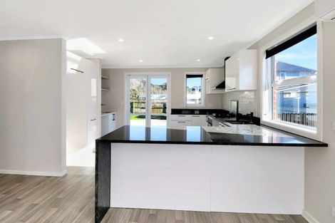 Photo of property in 50 Seddon Street, Naenae, Lower Hutt, 5011