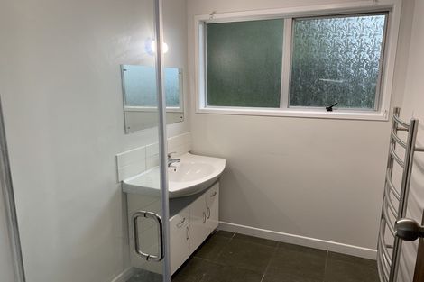 Photo of property in 14 Kilcar Place, Massey, Auckland, 0614