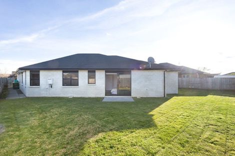 Photo of property in 16 Helen June Avenue, Flagstaff, Hamilton, 3210