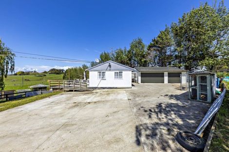 Photo of property in 141 Karioitahi Road, Waiuku, 2683