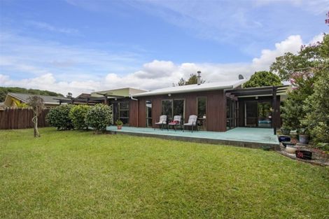 Photo of property in 243 Fairway Drive, Te Kamo, Whangarei, 0112