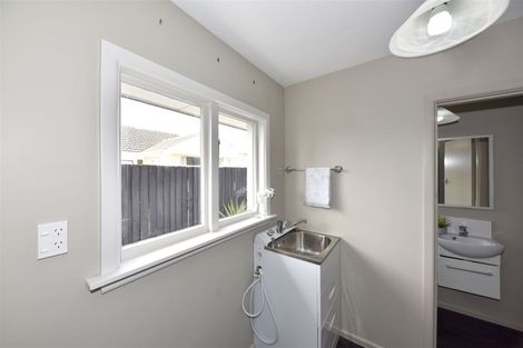 Photo of property in 33 Raxworthy Street, Ilam, Christchurch, 8041