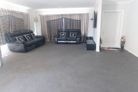 Photo of property in 23 Grovedale Square, Wainuiomata, Lower Hutt, 5014