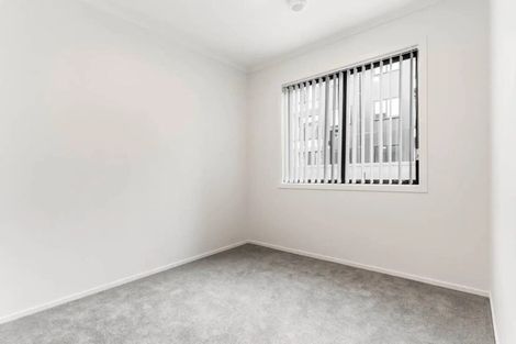 Photo of property in 7/130 Stancombe Road, Flat Bush, Auckland, 2016