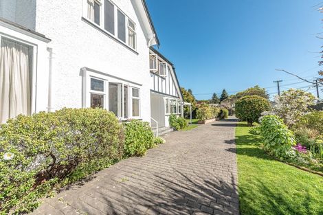 Photo of property in 32 Brassey Road, Saint Johns Hill, Whanganui, 4500