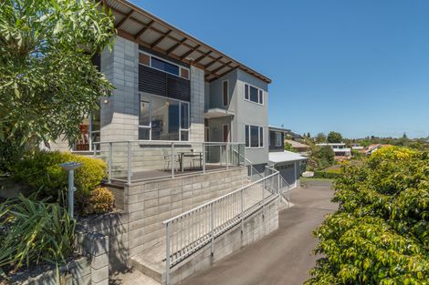 Photo of property in 12 Hazelnut Way, Bellevue, Tauranga, 3110