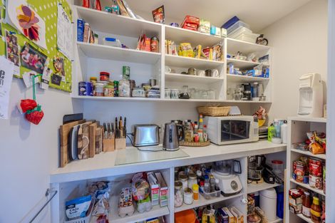 Photo of property in 4 Kingfisher Crescent, Albert Town, Wanaka, 9305