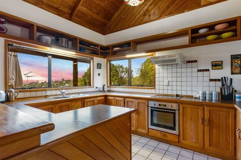 Photo of property in 41 Lingham Crescent, Torbay, Auckland, 0630