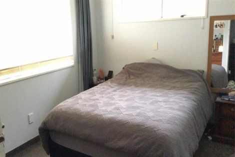 Photo of property in 38 Kimberley Grove, Westbrook, Palmerston North, 4412