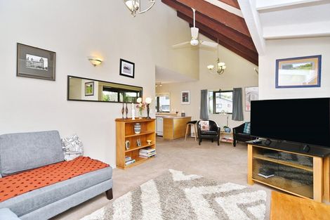 Photo of property in 46 Bishopsworth Street, Hillsborough, Christchurch, 8022