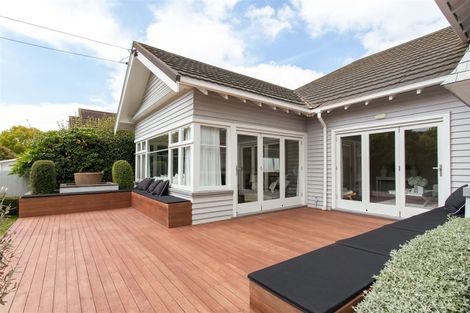 Photo of property in 59 Kotare Street, Fendalton, Christchurch, 8041