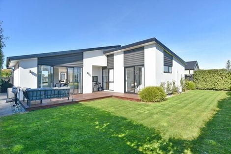 Photo of property in 10 Jury Lane, Woodend, 7610