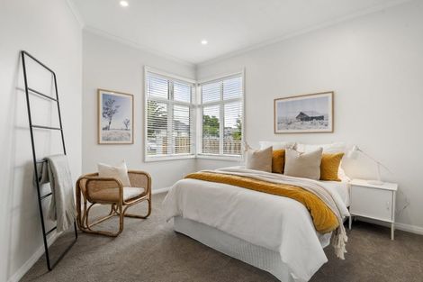 Photo of property in 14 Egremont Street, Belmont, Auckland, 0622