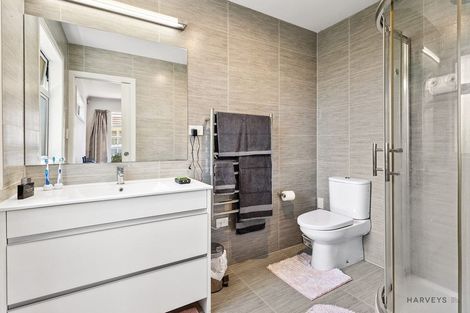 Photo of property in 48 Fairmount Road, Titirangi, Auckland, 0604