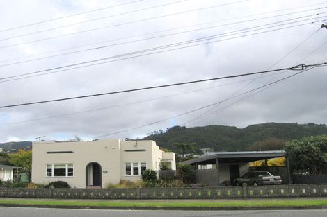 Photo of property in 1071 High Street, Taita, Lower Hutt, 5011