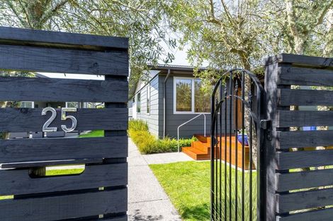 Photo of property in 25 Mcmaster Street, Greytown, 5712