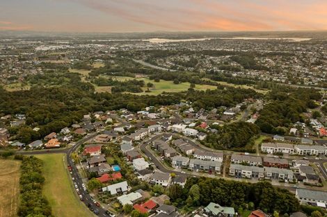 Photo of property in 38 Matairangi Avenue, Totara Heights, Auckland, 2105