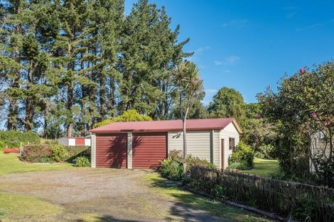 Photo of property in 25 Derham Road, Te Horo, Otaki, 5581