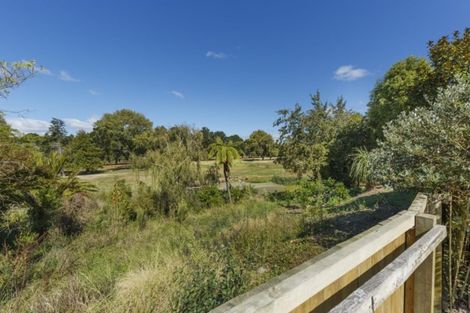 Photo of property in 37 Parkland Crescent, Terrace End, Palmerston North, 4410