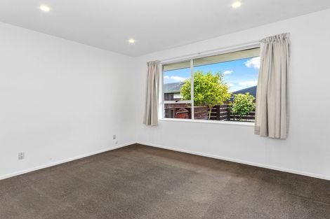 Photo of property in 2/9c Lydbury Place, Parklands, Christchurch, 8083